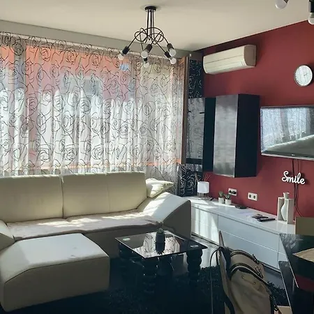 Apartment Lovely Katerina With Free Parking